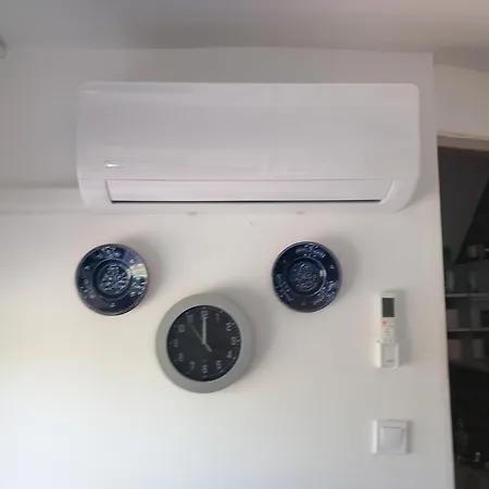 Daire Ria Vendeghaz *