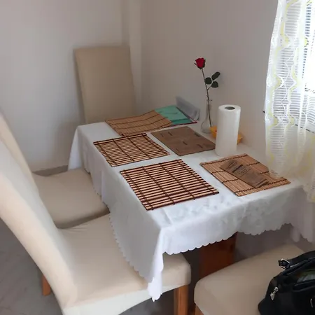 Ria Vendeghaz 公寓 Mezőkövesd